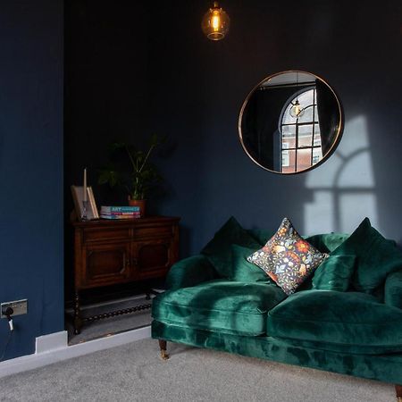 Stylish Jewellery Quarter Apartment Sleeps 4 버밍엄 외부 사진