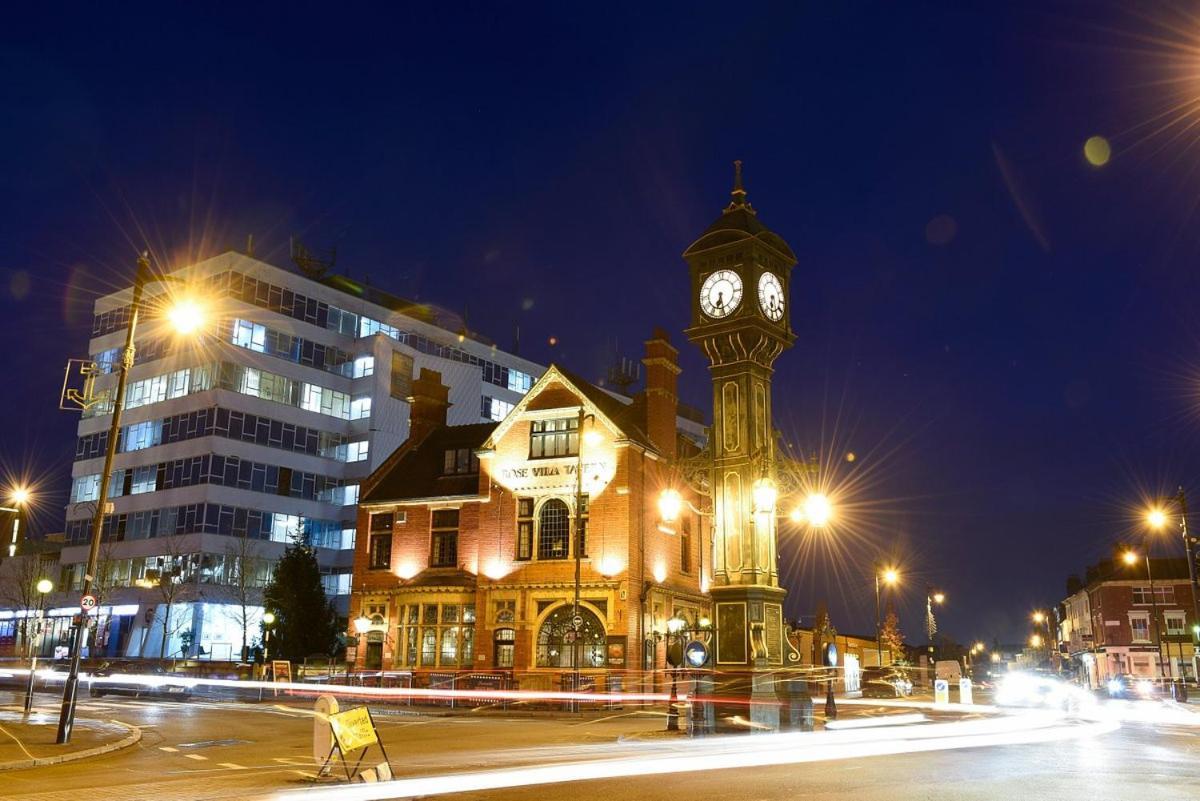 Stylish Jewellery Quarter Apartment Sleeps 4 버밍엄 외부 사진