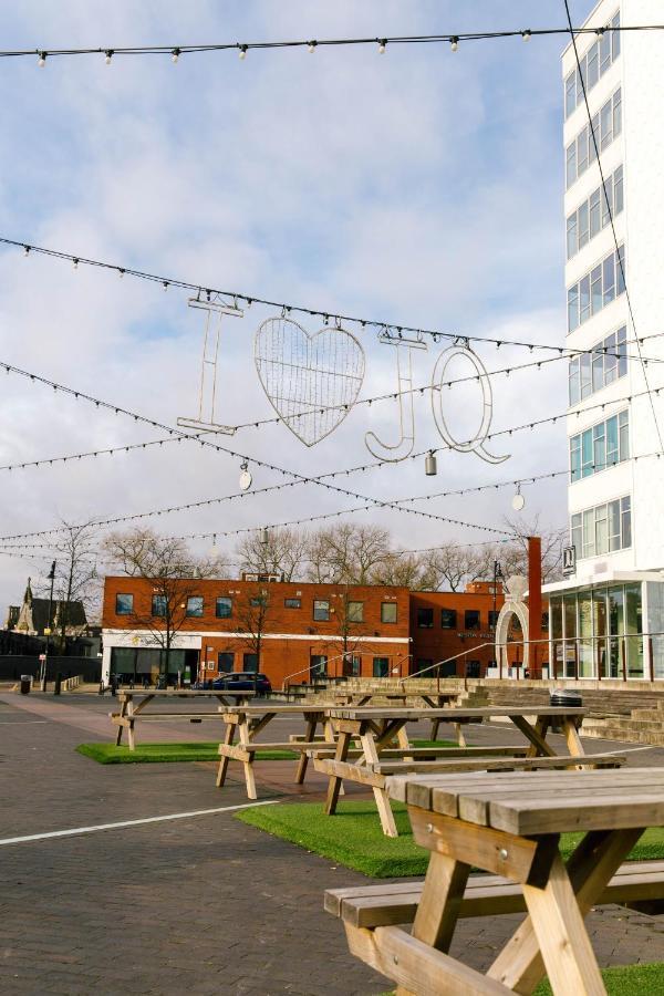 Stylish Jewellery Quarter Apartment Sleeps 4 버밍엄 외부 사진