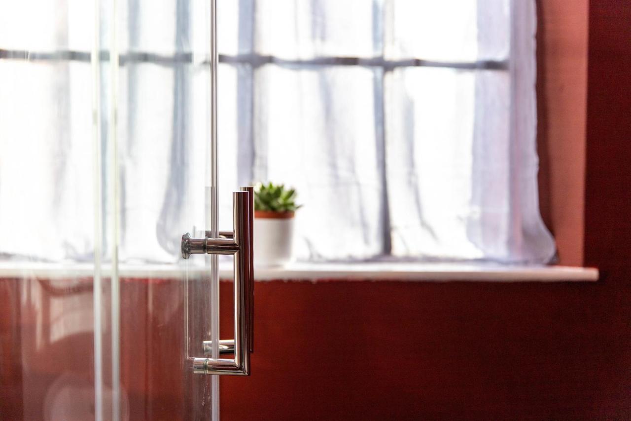 Stylish Jewellery Quarter Apartment Sleeps 4 버밍엄 외부 사진